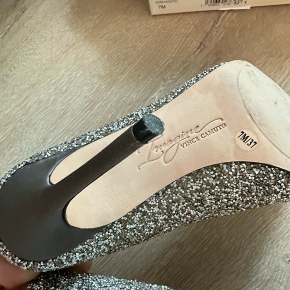 Vince camuto grey sequins heels - Picture 11 of 12